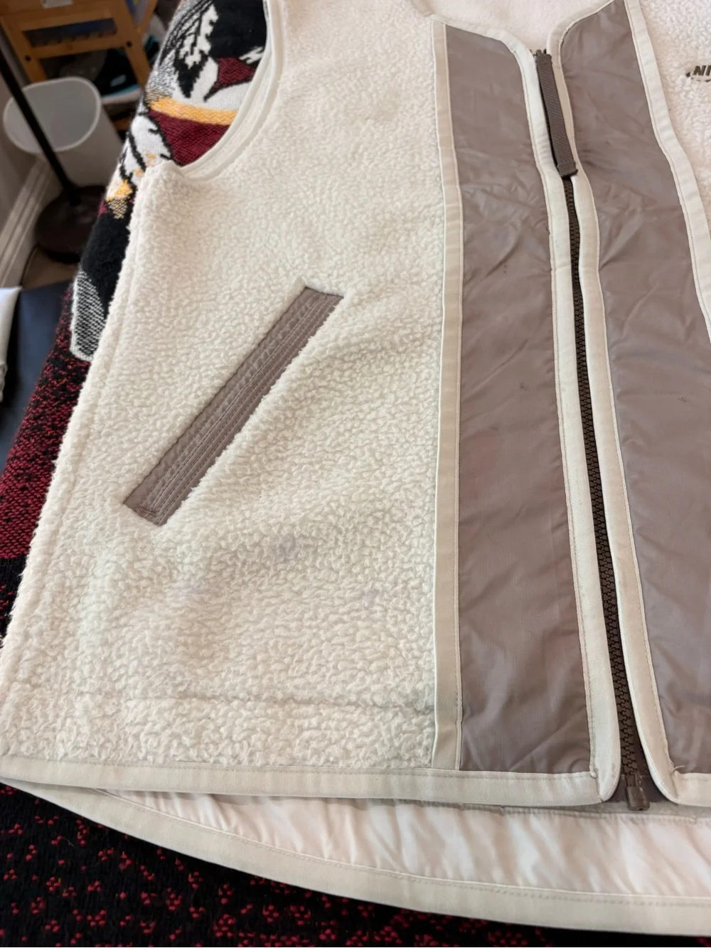 Nike sherpa vest
